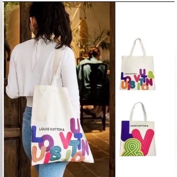 Louis Vuitton Tote - Picture 1 of 9